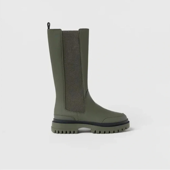Zara Kids Lug Sole Rubberized boots in dark  green black size 29 or US 10.5 - Picture 2 of 7